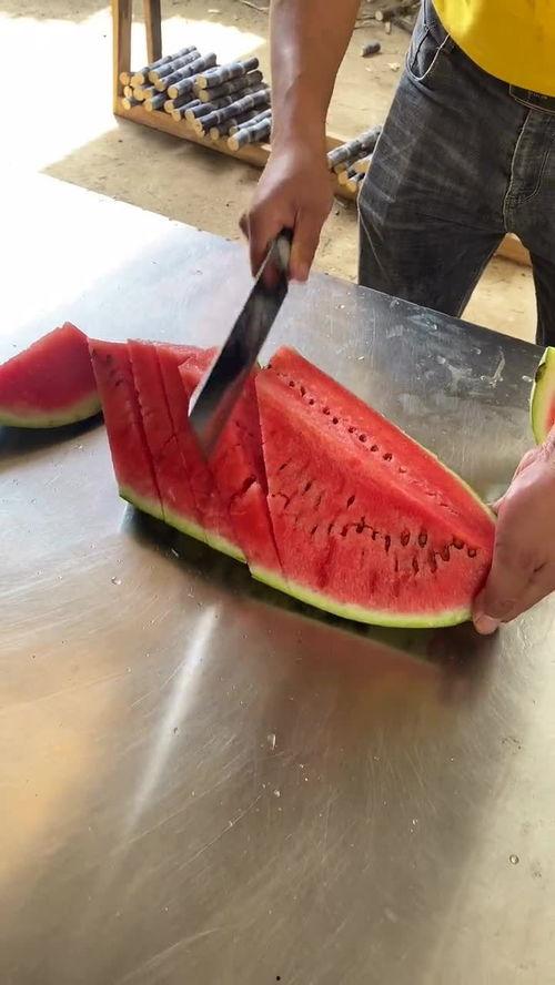 泰国老铁吃瓜,揭秘泰国网络红人的瓜田奇遇