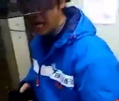 小伙硬核挑战吃瓜视频,小伙硬核吃瓜大作战